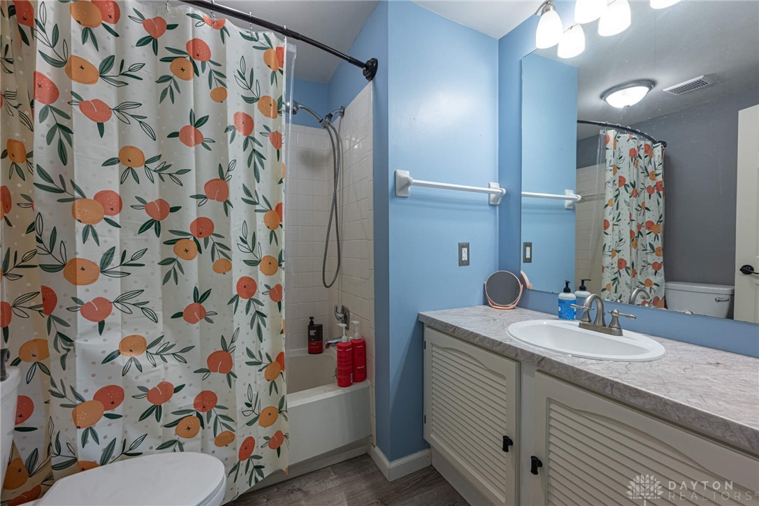 2213 English Oak Court, Miamisburg, Ohio image 18