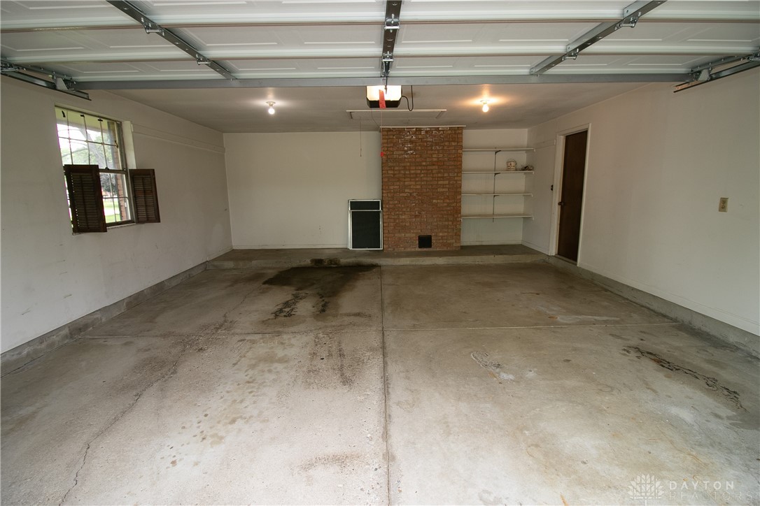 911 Pinecreek Drive, Dayton, Ohio image 37