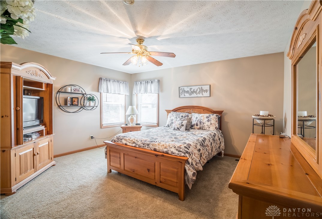 120 Fox Harbor Drive, Troy, Ohio image 18