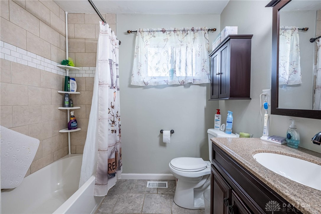 983 Gardner Road, Kettering, Ohio image 12
