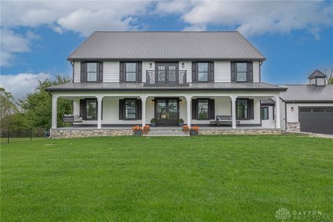 Photo of 9586 Ferry Road, Wayne Twp, OH 45068 (MLS # 956892)