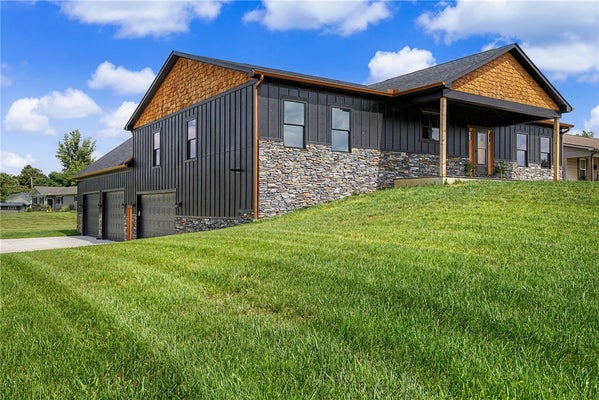 4148 RUSHTON DR, DAYTON, OH 45431 - Image c34f730b5d775caac6046afd9c54021c/3261663247
