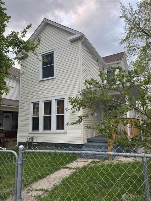 Photo of 1609 Xenia Avenue, Dayton, OH 45410 (MLS # 950888)