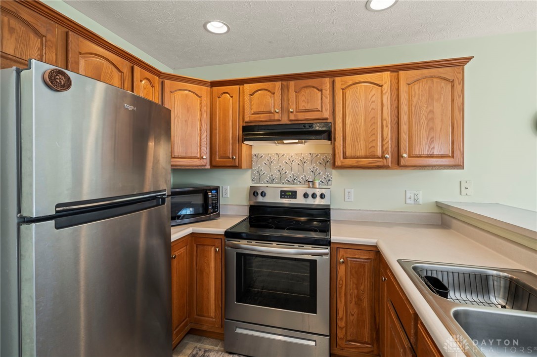 2680 Fieldbrook Court, Troy, Ohio image 14