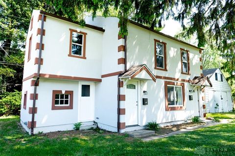Photo of 4358 Sunray Road, Kettering, OH 45429 (MLS # 958901)