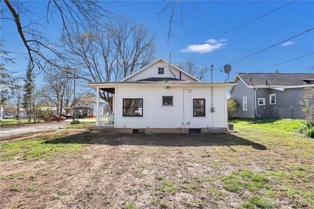 170 N Madison Road, London, Ohio image 28