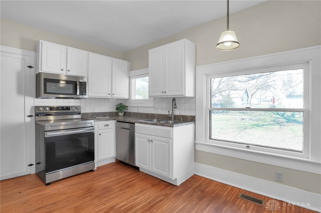 170 N Madison Road, London, Ohio image 10
