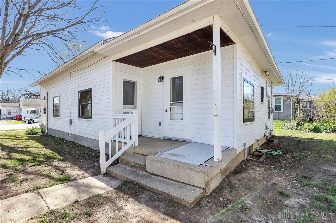 170 N Madison Road, London, Ohio image 25
