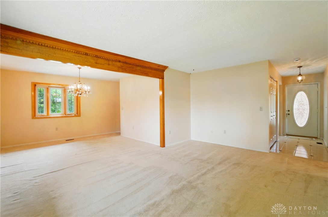 154 Saundra Court, Beavercreek, Ohio image 16