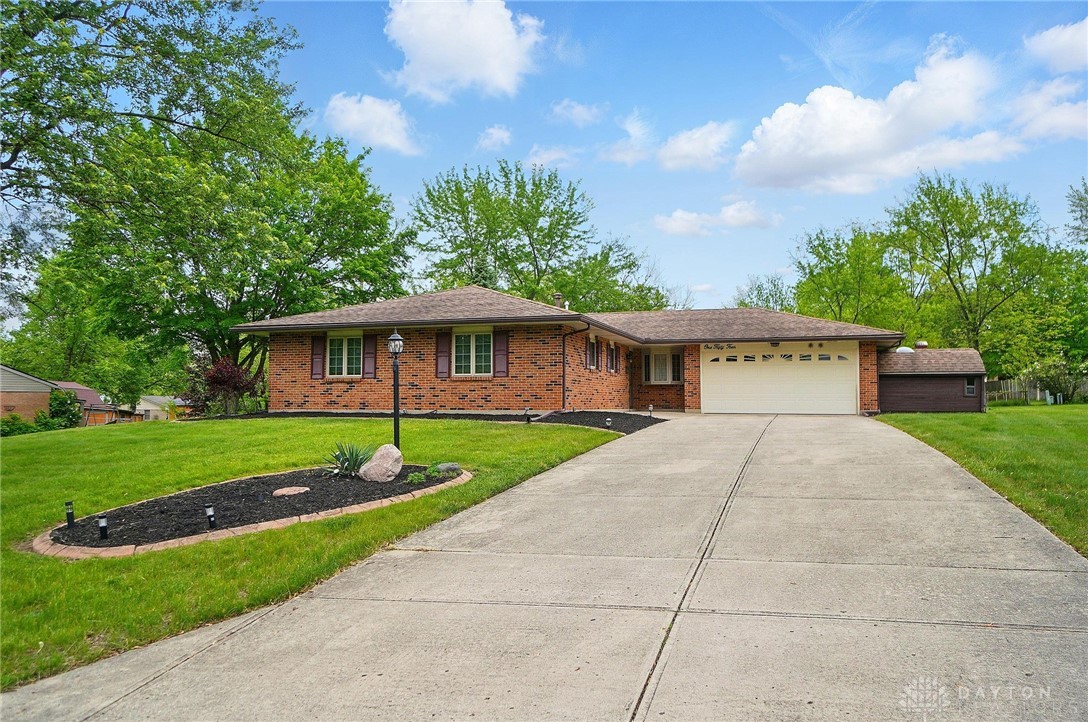 154 Saundra Court, Beavercreek, Ohio image 7