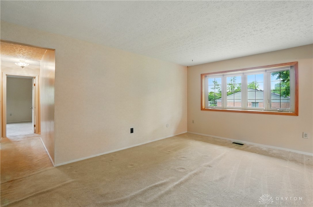 154 Saundra Court, Beavercreek, Ohio image 14