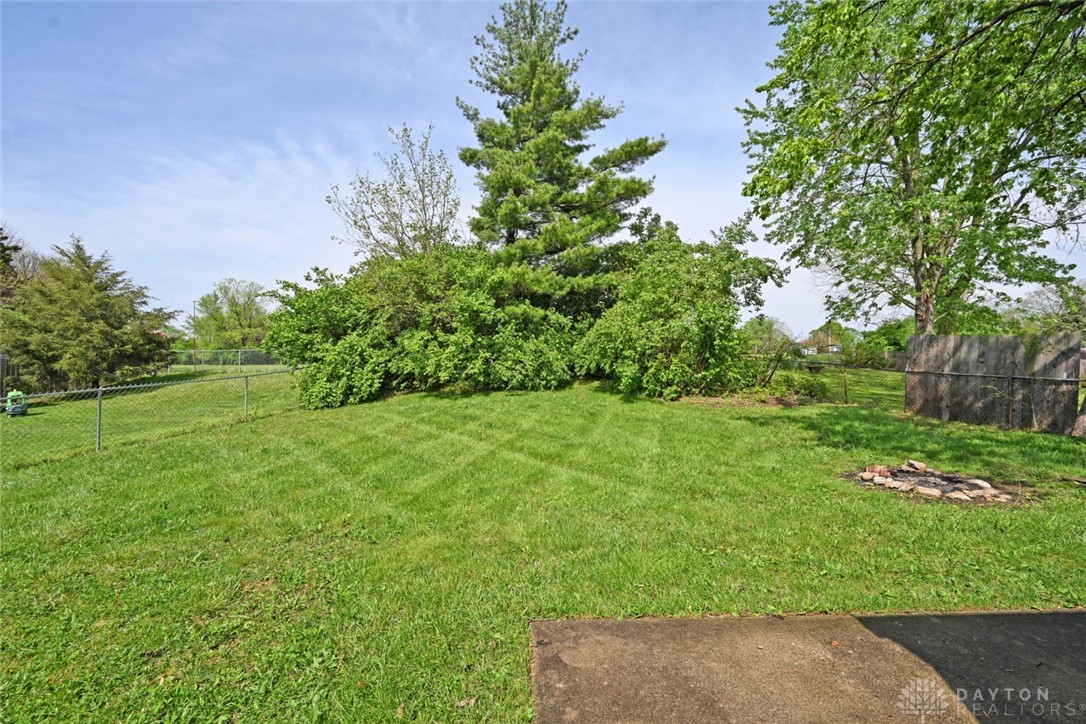 150 W Market Street, Springboro, Ohio image 29