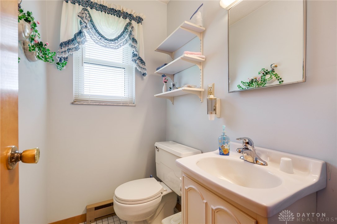 11237 Hemple Road, Farmersville, Ohio image 35
