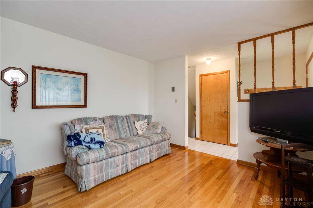 11237 Hemple Road, Farmersville, Ohio image 40