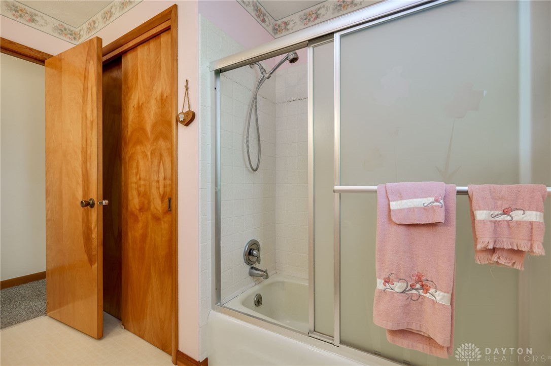11237 Hemple Road, Farmersville, Ohio image 24