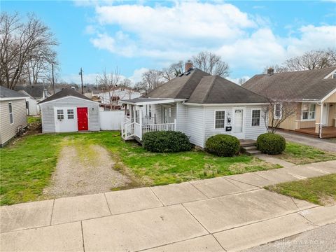 Homes For Sale - 3200 Illinois Avenue<br/> Middletown, OH 45042