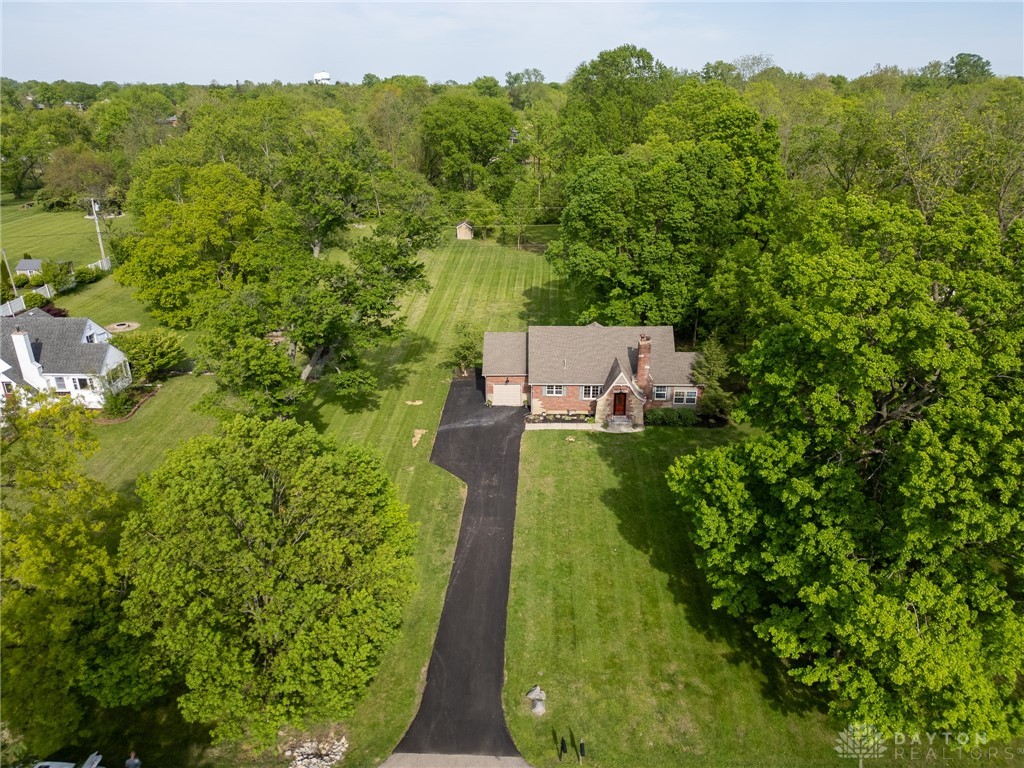 2182 La Grange Road, Beavercreek, Ohio image 1