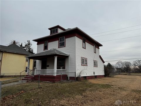 Photo of 1212 Wisconsin Boulevard, Dayton, OH 45417 (MLS # 950581)