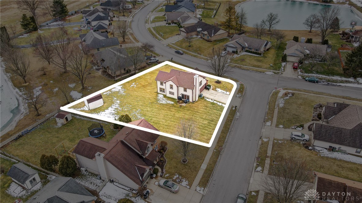 577 Autumn Creek Drive, Fairborn, Ohio image 25