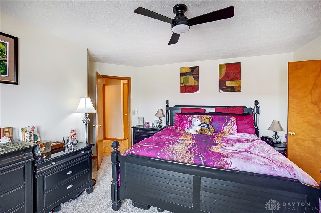 577 Autumn Creek Drive, Fairborn, Ohio image 13