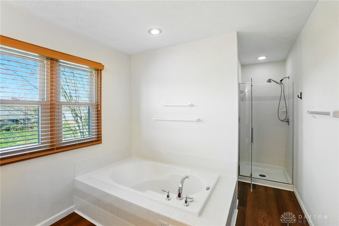577 Autumn Creek Drive, Fairborn, Ohio image 19