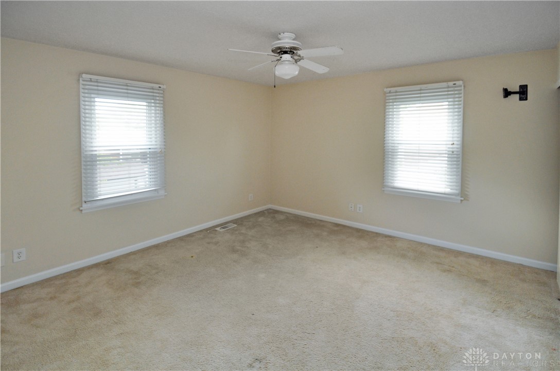 1393 Oaktree Drive, Greenville, Ohio image 18