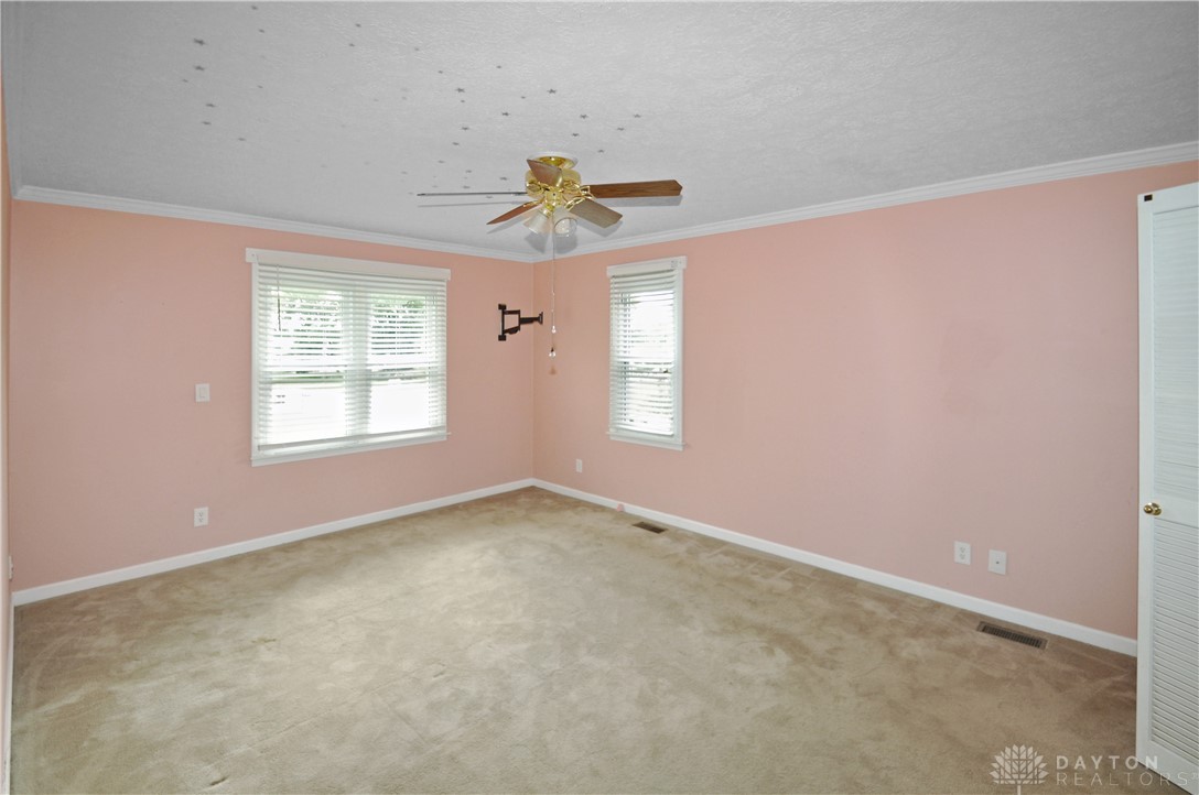 1393 Oaktree Drive, Greenville, Ohio image 11