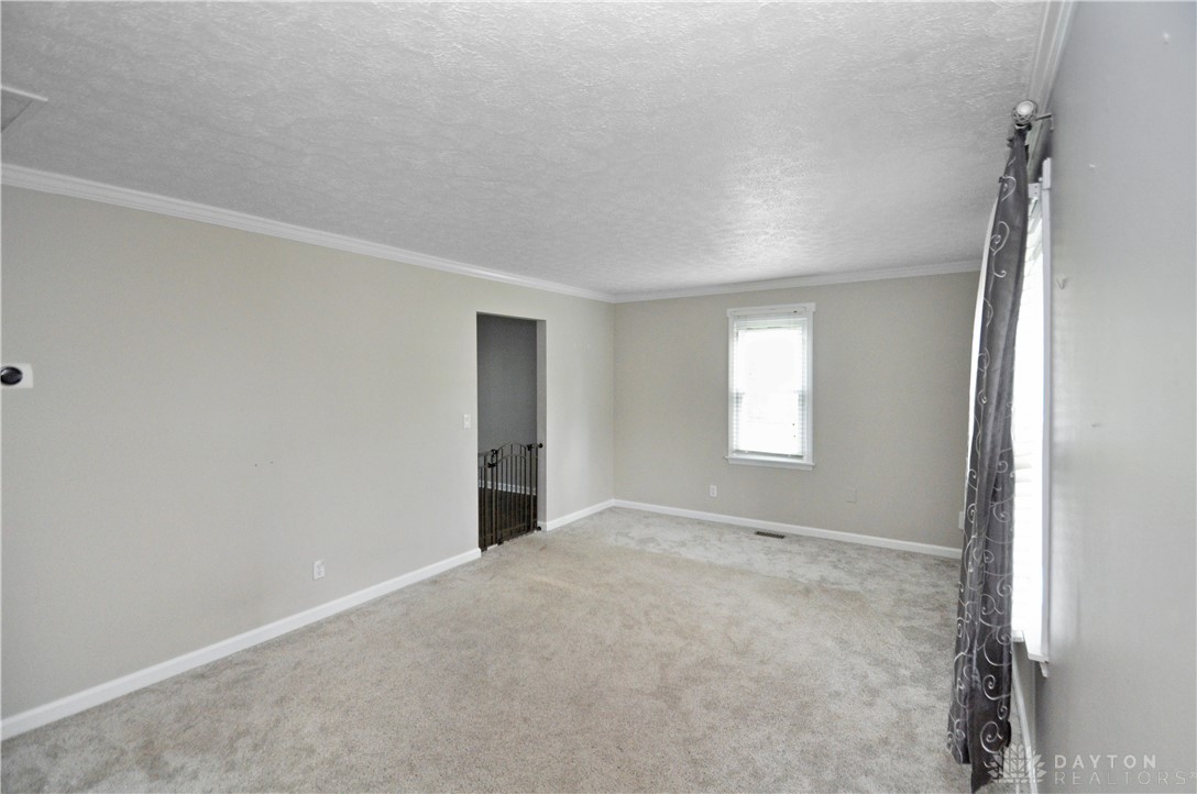 1393 Oaktree Drive, Greenville, Ohio image 4