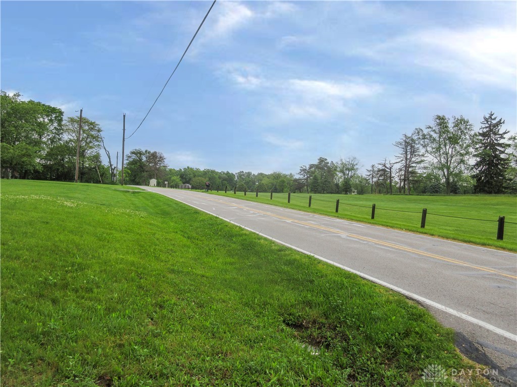 3594 Beanblossom Road, Greenville, Ohio image 32