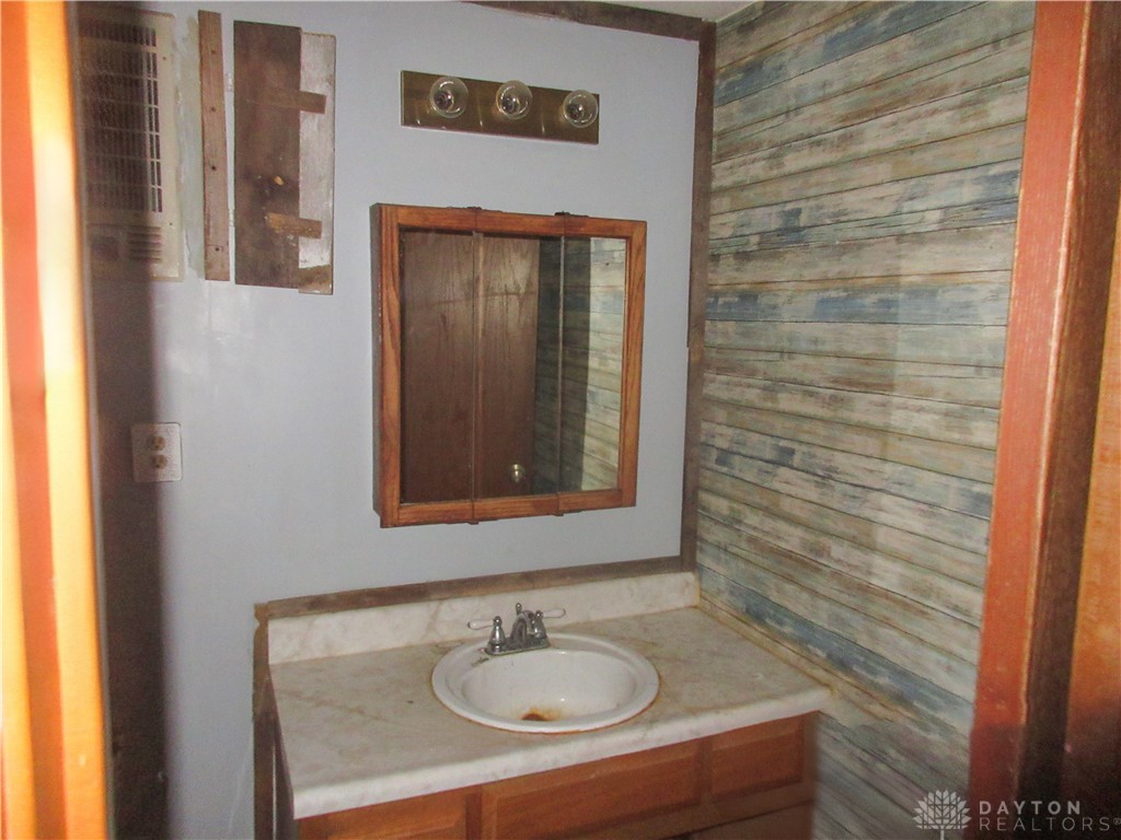 3594 Beanblossom Road, Greenville, Ohio image 10
