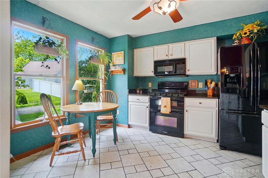 2731 Walnut Ridge Drive, Troy, Ohio image 18