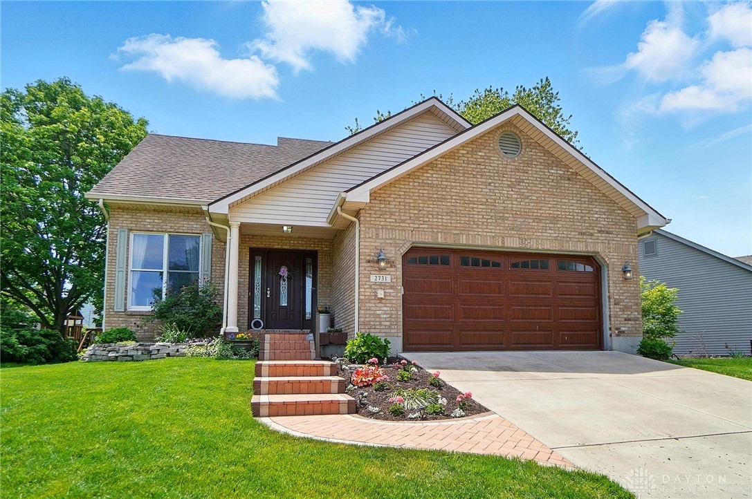 2731 Walnut Ridge Drive, Troy, Ohio image 3