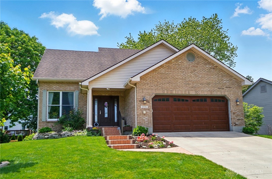 2731 Walnut Ridge Drive, Troy, Ohio image 2