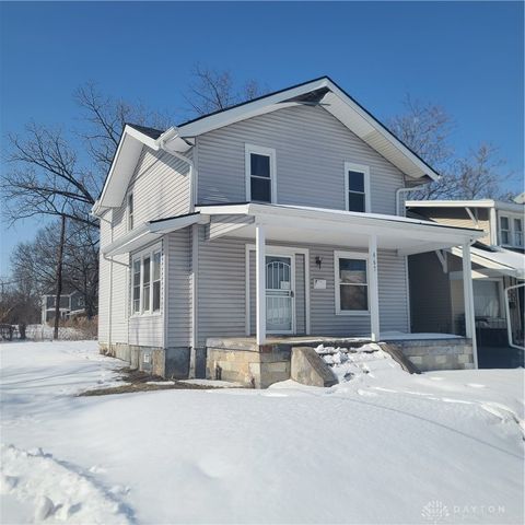 Photo of 467 Groveland Avenue, Dayton, OH 45417 (MLS # 952308)