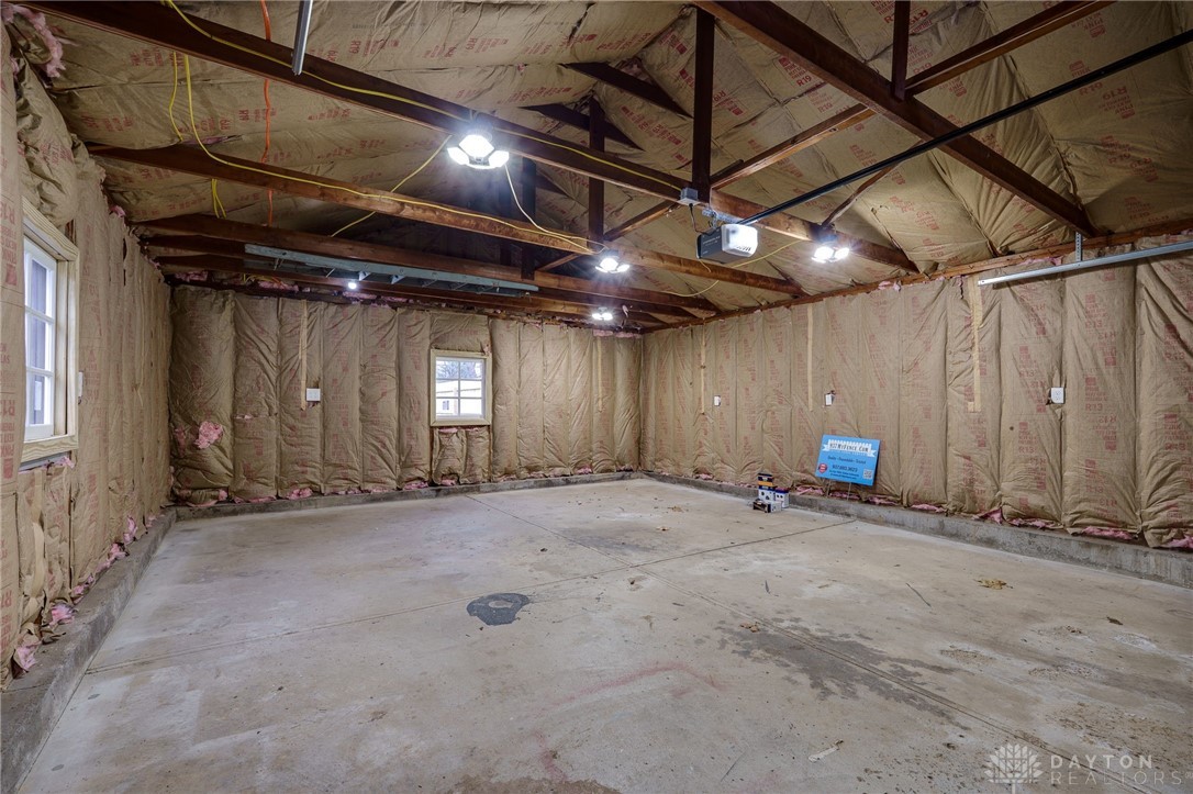 Beavercreek, Ohio 45434, United States, 3 Bedrooms Bedrooms, ,1 BathroomBathrooms,Residential,Pending,82853