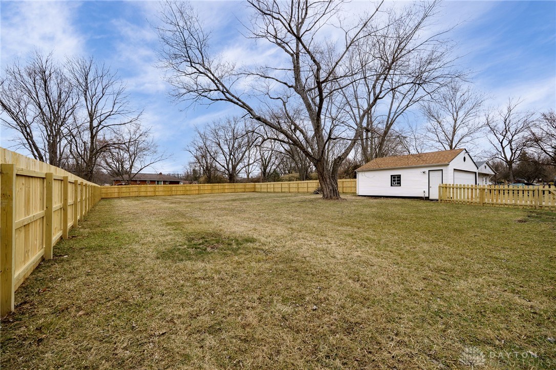 Beavercreek, Ohio 45434, United States, 3 Bedrooms Bedrooms, ,1 BathroomBathrooms,Residential,Pending,82853