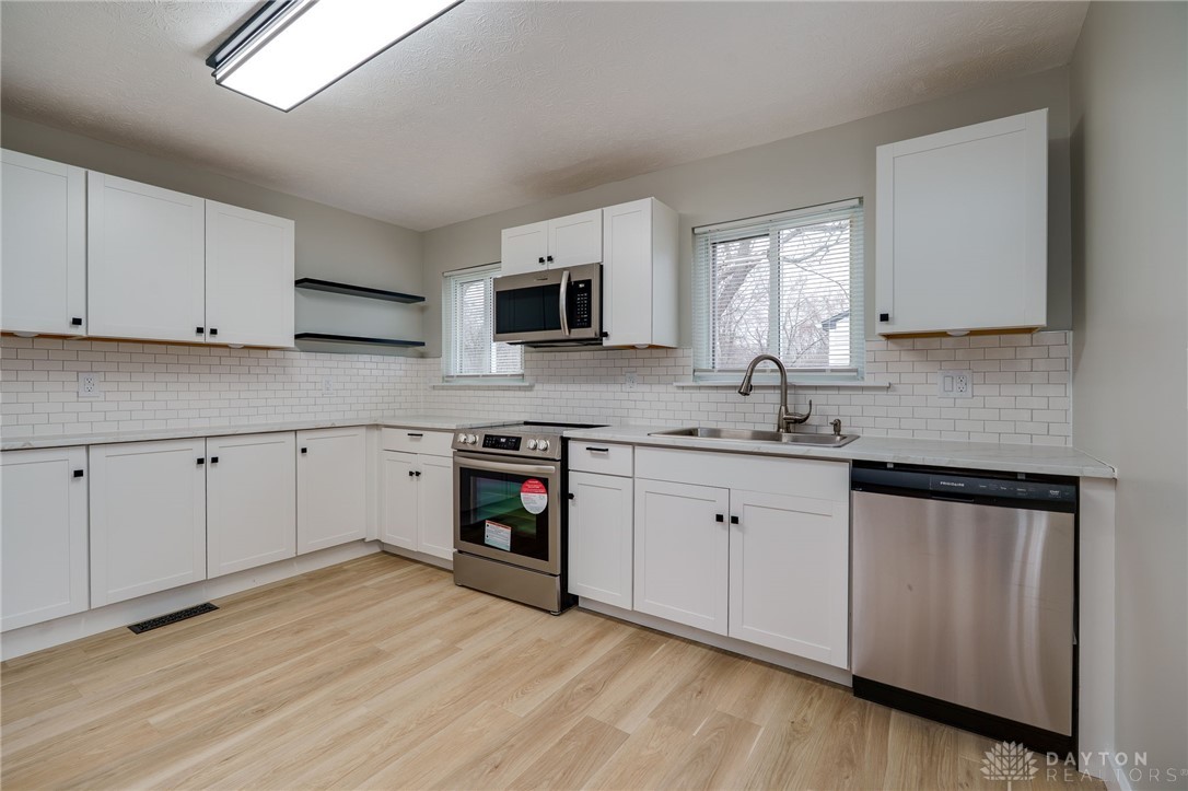 Beavercreek, Ohio 45434, United States, 3 Bedrooms Bedrooms, ,1 BathroomBathrooms,Residential,Pending,82853