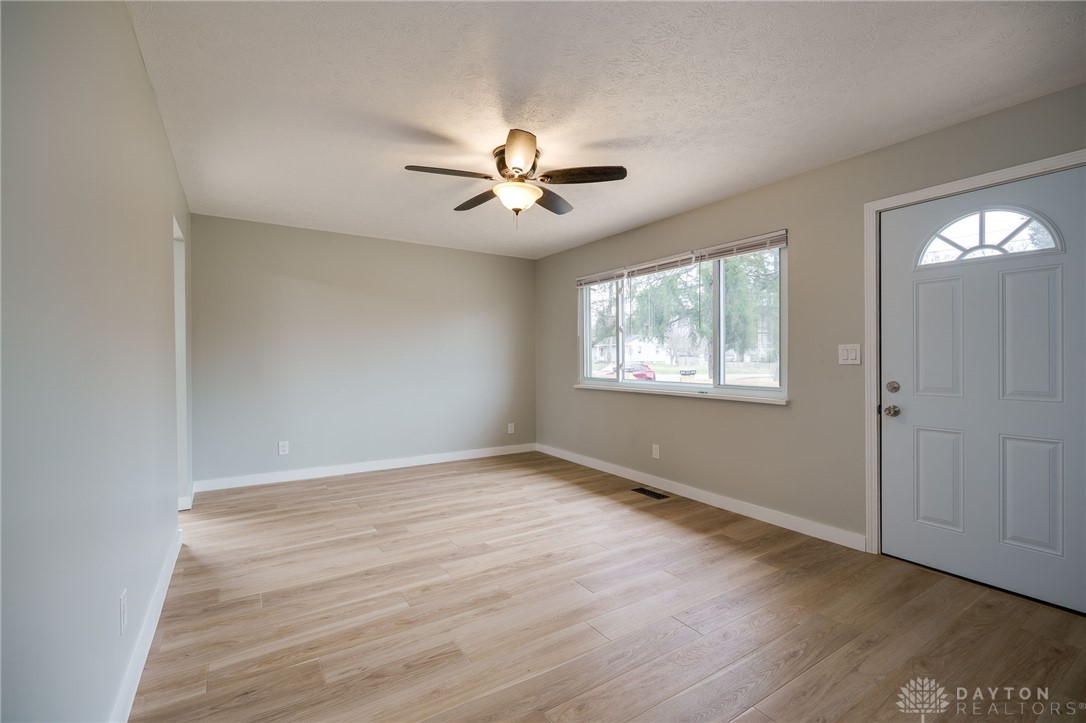 Beavercreek, Ohio 45434, United States, 3 Bedrooms Bedrooms, ,1 BathroomBathrooms,Residential,Pending,82853