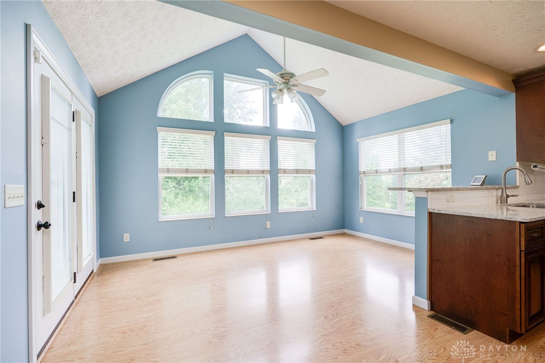 Beavercreek Twp, Ohio 45434, United States, 4 Bedrooms Bedrooms, ,4 BathroomsBathrooms,Residential,Active,175491