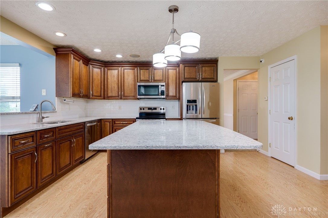 Beavercreek Twp, Ohio 45434, United States, 4 Bedrooms Bedrooms, ,4 BathroomsBathrooms,Residential,Active,175491