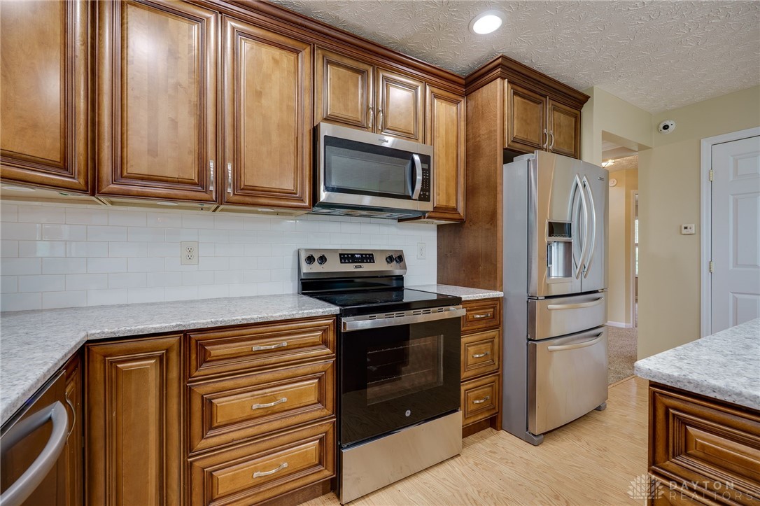 Beavercreek Twp, Ohio 45434, United States, 4 Bedrooms Bedrooms, ,4 BathroomsBathrooms,Residential,Active,175491