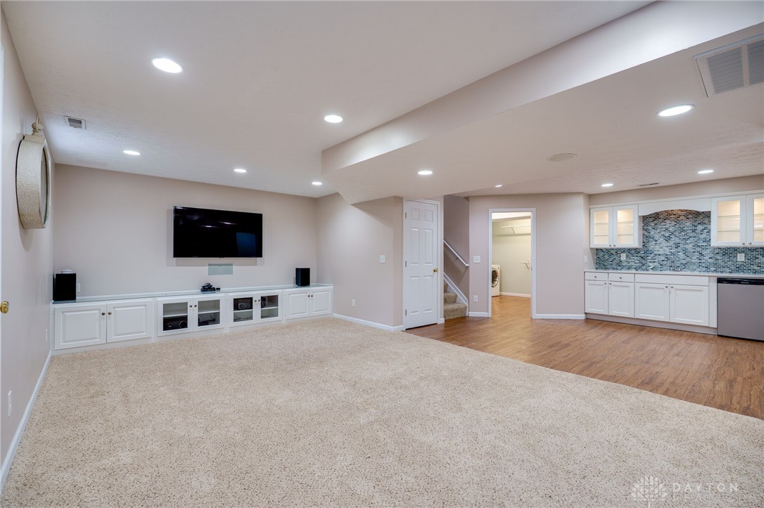 Beavercreek Twp, Ohio 45434, United States, 4 Bedrooms Bedrooms, ,4 BathroomsBathrooms,Residential,Active,175491