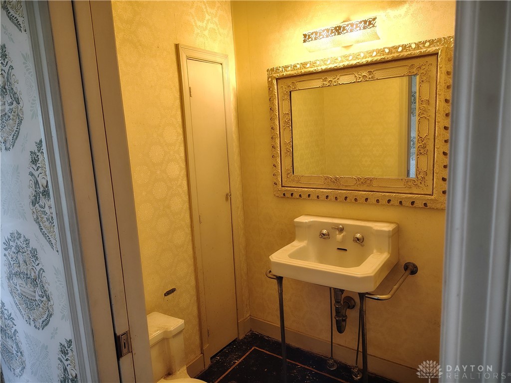 465 W Staunton Road, Troy, Ohio image 23