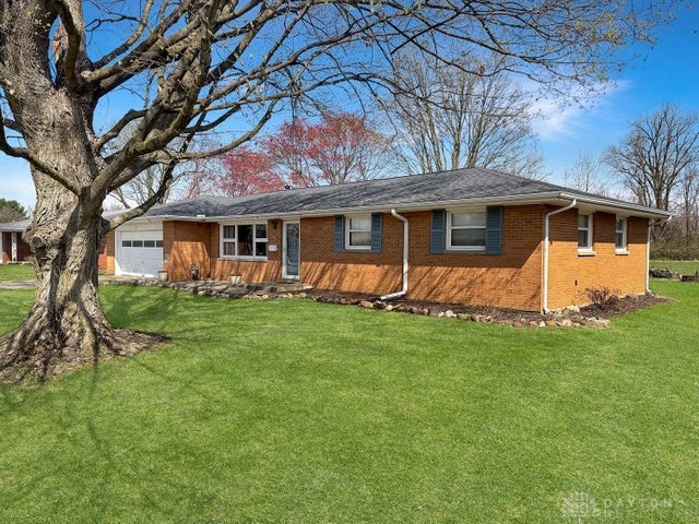 551 N Jefferson Avenue, Urbana, Ohio image 2