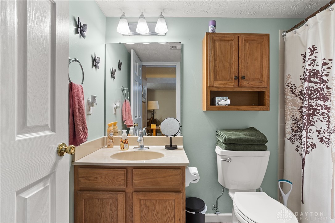 Troy, Ohio 45373, United States, 3 Bedrooms Bedrooms, ,3 BathroomsBathrooms,Residential,Active,178589