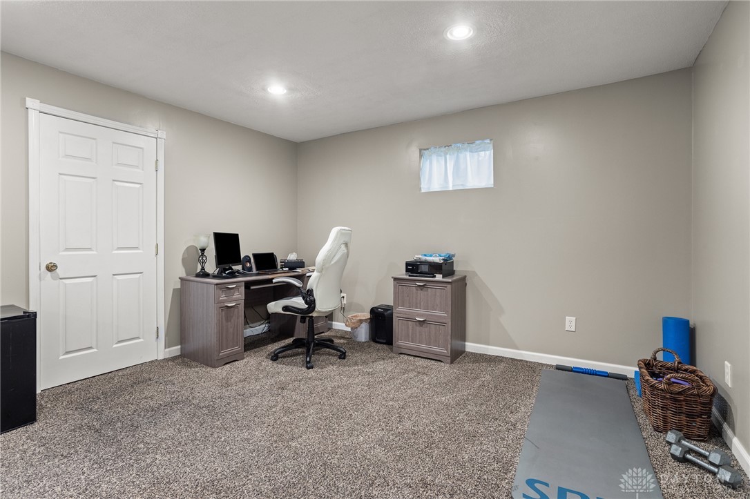 Troy, Ohio 45373, United States, 3 Bedrooms Bedrooms, ,3 BathroomsBathrooms,Residential,Active,178589