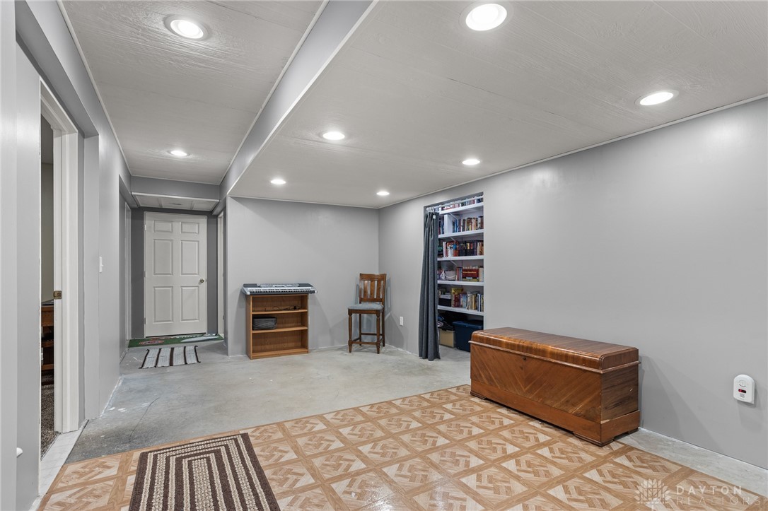 Troy, Ohio 45373, United States, 3 Bedrooms Bedrooms, ,3 BathroomsBathrooms,Residential,Active,178589