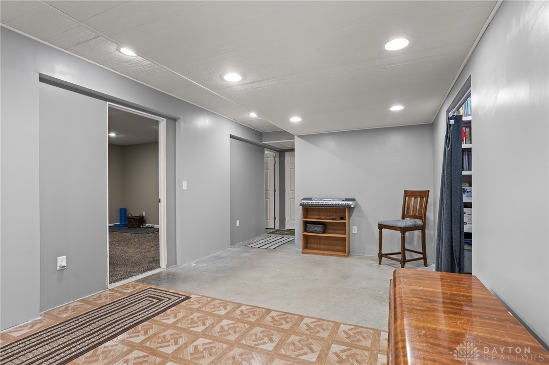 Troy, Ohio 45373, United States, 3 Bedrooms Bedrooms, ,3 BathroomsBathrooms,Residential,Active,178589