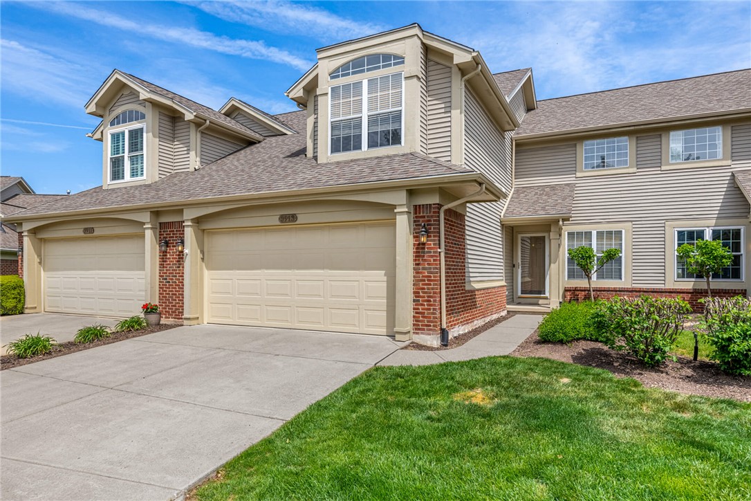 3913 E Summit Ridge Drive