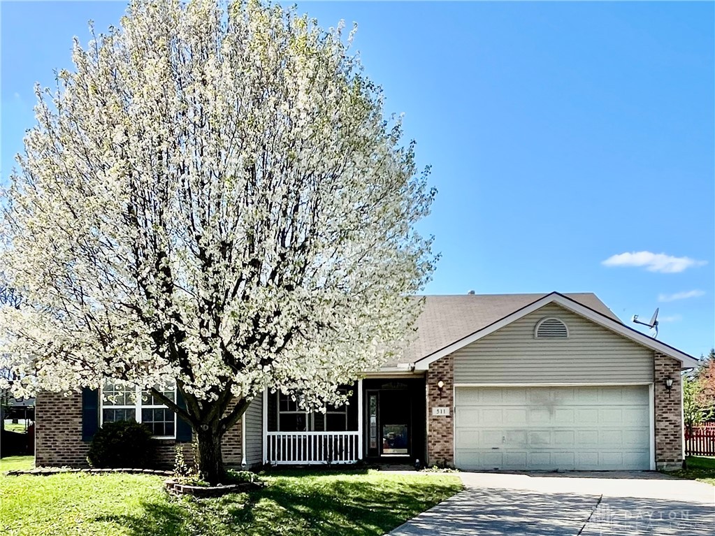 511 Thompson Drive, Fairborn, Ohio image 2